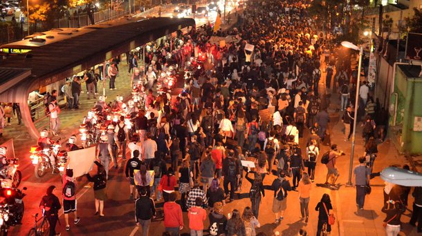 Protesto contra reajuste de ônibus deixa um ferido