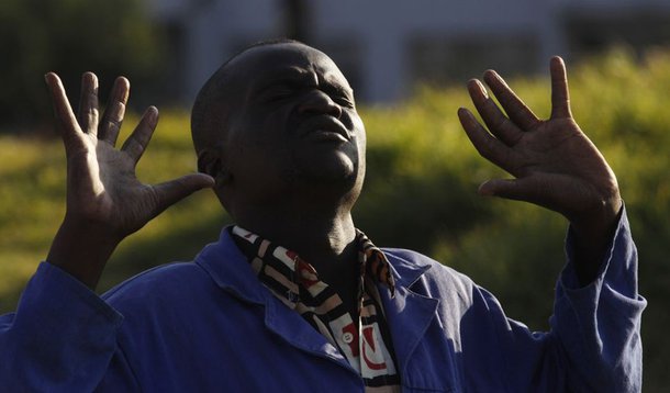 Mandela causa comoção na África do Sul