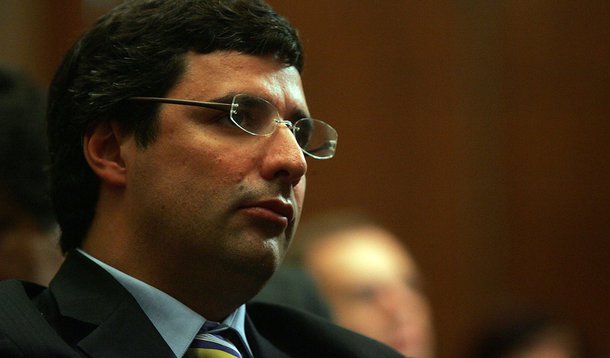 Esteves diz que desoneração “não vai fazer o trabalho sozinho”