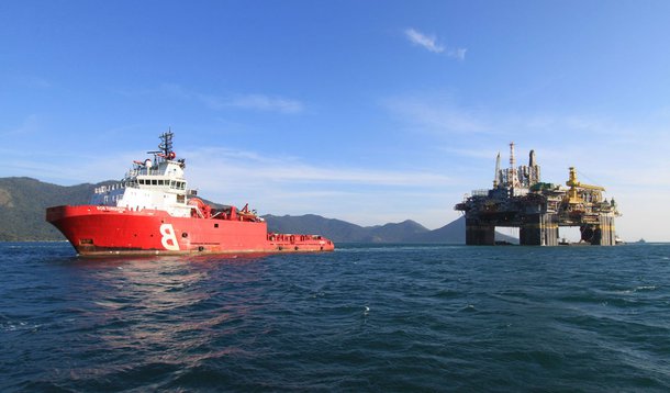 Petrobras descobre mais petróleo no pré-sal da Bacia de Santos