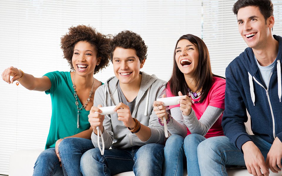 Felicidade é transmissível. Nossa alegria depende, em boa parte, da alegria dos outros