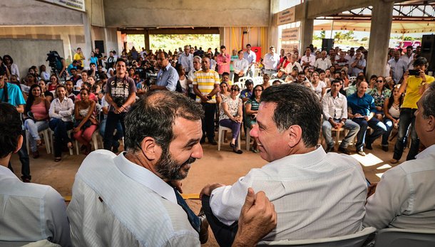 Prefeito do PMDB: Marconi sempre traz benefícios