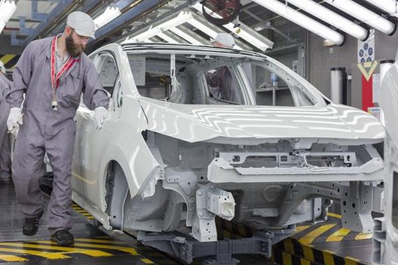 Novo Nissan LEAF começa a ser produzido na Europa