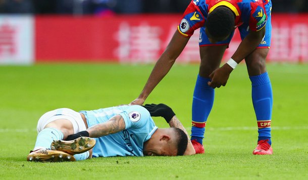 Gabriel Jesus deve ficar afastado por cerca de 1 mês