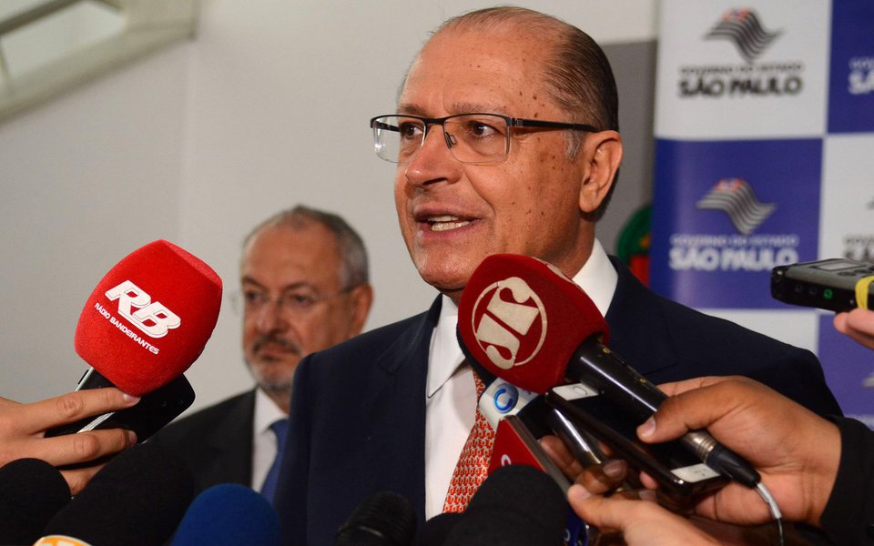 Agentes fiscais denunciam: com Alckmin pobre paga mais imposto