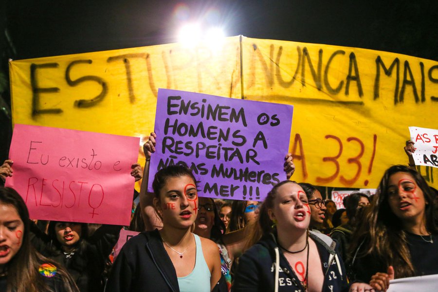 42% das mulheres relatam ter sofrido assédio sexual, diz Datafolha