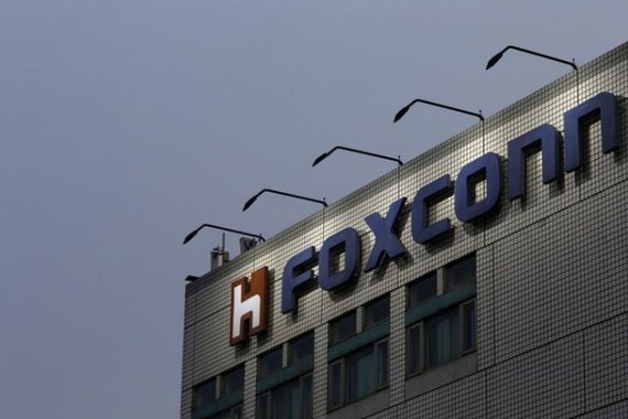 Foxconn chama disputa comercial entre EUA e China de "guerra tecnológica"