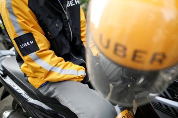Depois de descadastrar Uber, Londres renova licença da Addison Lee
