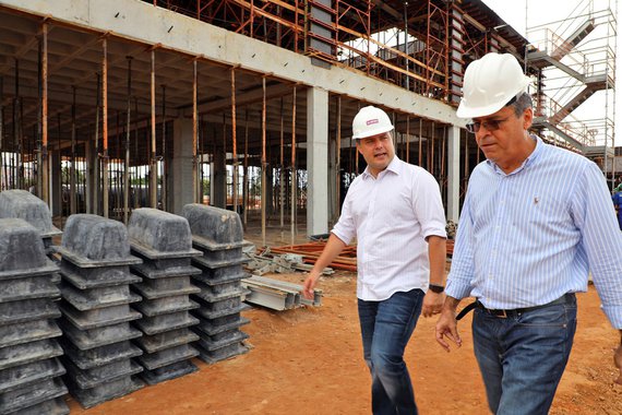 Renan Filho diz que construção de hospitais vai gerar empregos
