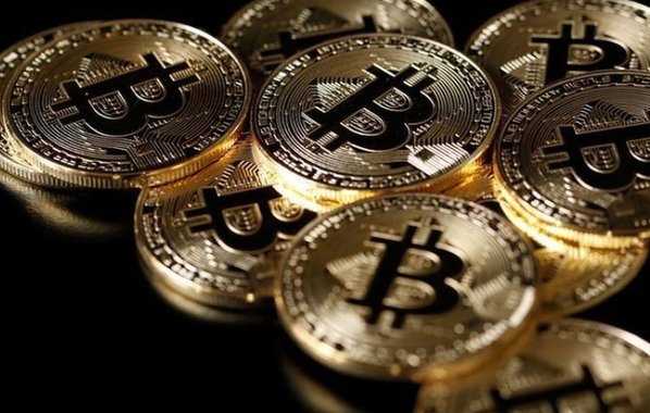 Bolsa de moedas digitais Coinbase compra Earn.com