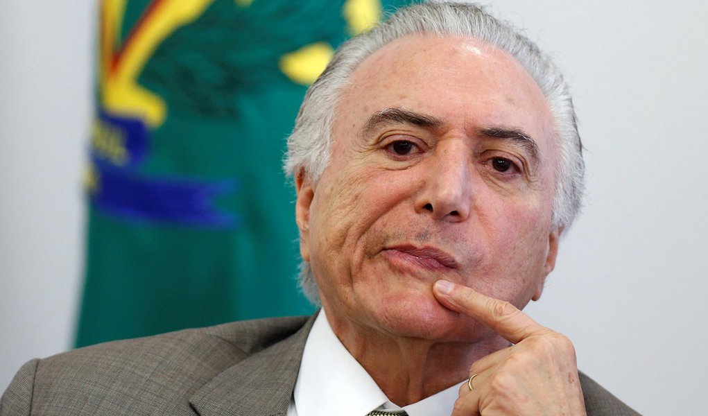Temer tenta faturar sobre inflação e apanha no Twitter