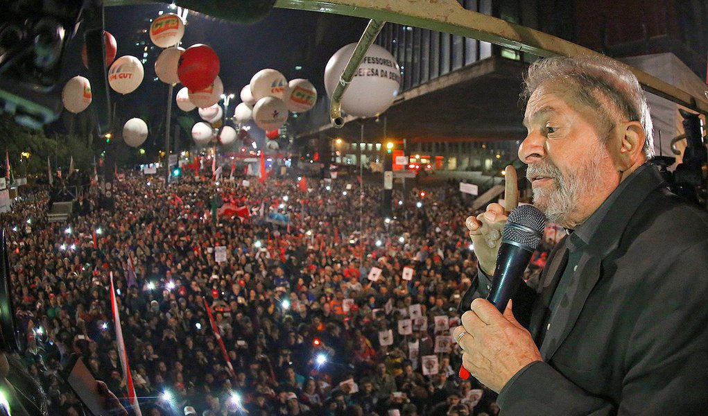 PM pede pra MP vetar atos pró e contra Lula na Paulista