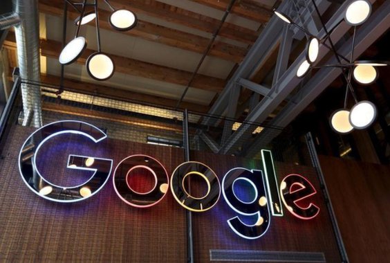 Google vai investir US$ 300 milhões para ajudar jornalismo e combater fake news