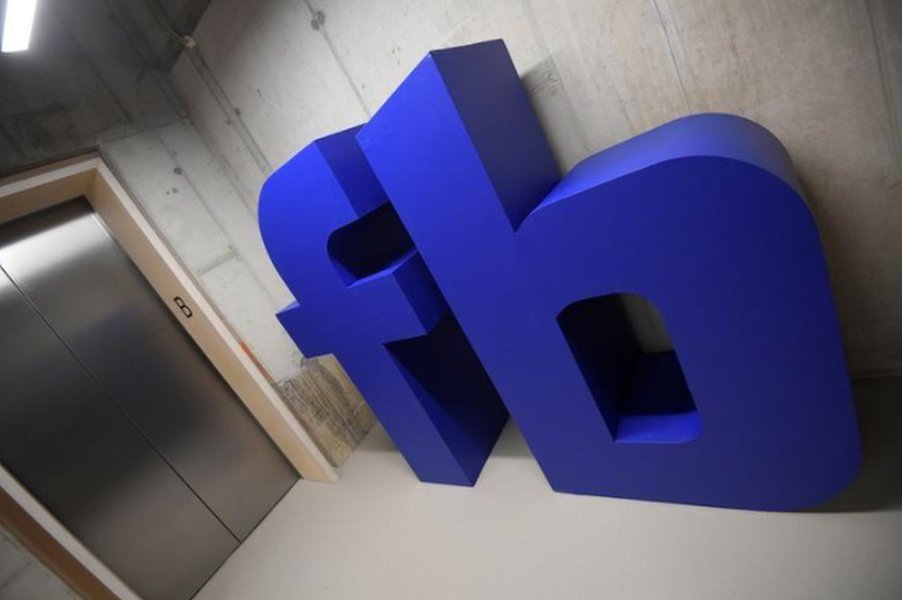 União Europeia planeja leis de consumidores mais duras para Facebook e Gmail