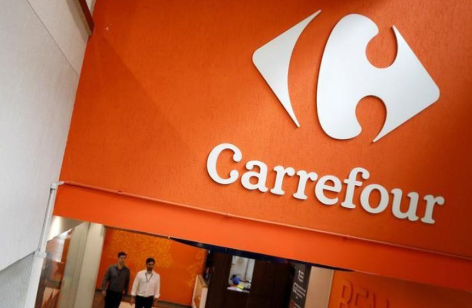 Carrefour amplia investimentos em comércio eletrônico para enfrentar Amazon