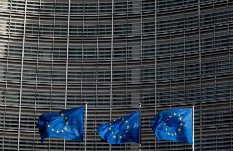 Proposta de lei da UE obriga empresas de tecnologia a entregar dados de usuários à polícia
