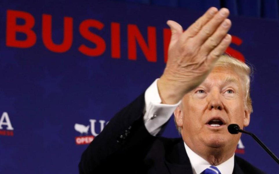Trump ataca Washington Post, chama jornal de "lobista chefe" da Amazon