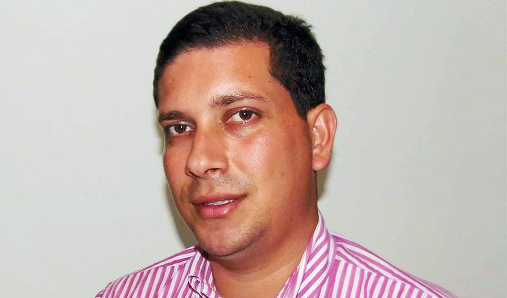 Ex-prefeito é preso por desvio na contratação de carros-pipa