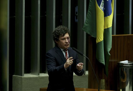 “Quando a polícia é política, ela não é de Estado e sim de um governo”