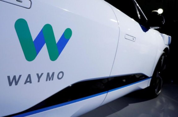 Waymo vai usar carros elétricos Jaguar I-PACE em programa de robô-táxi