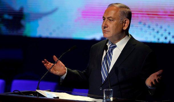 Premiê israelense é interrogado por esquema de corrupção