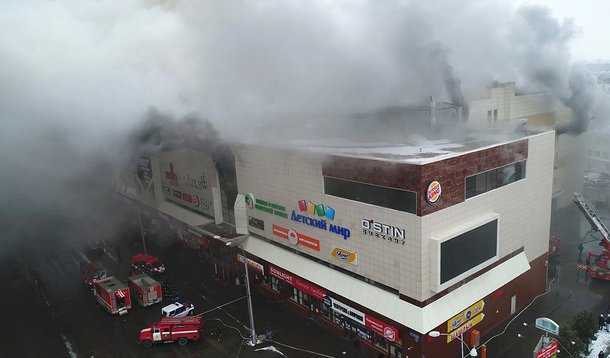Incêndio em shopping na Sibéria provoca mais de 50 mortes