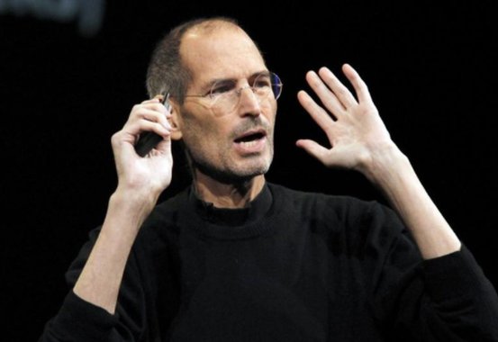 Formulário de pedido de emprego de Steve Jobs pré-Apple é arrematado por US$ 174 mil