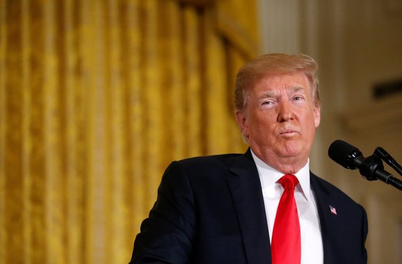 Trump diz que se expressou mal e que aceita conclusão sobre intromissão da Rússia na eleição