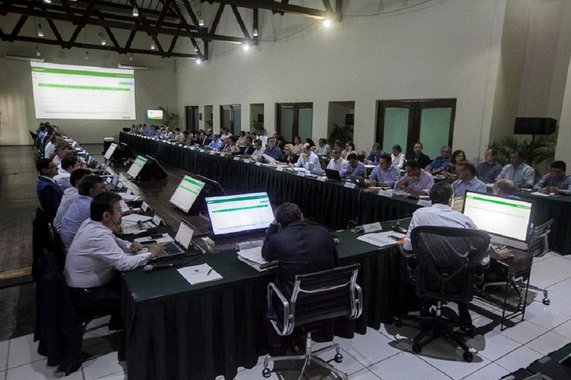 Camilo reúne secretariado para planejar ações do segundo semestre
