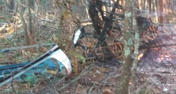 Aeronave cai e deixa mortos em Minas