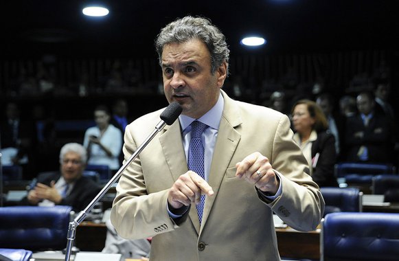 Líder do golpe, Aécio deve concorrer a deputado federal 