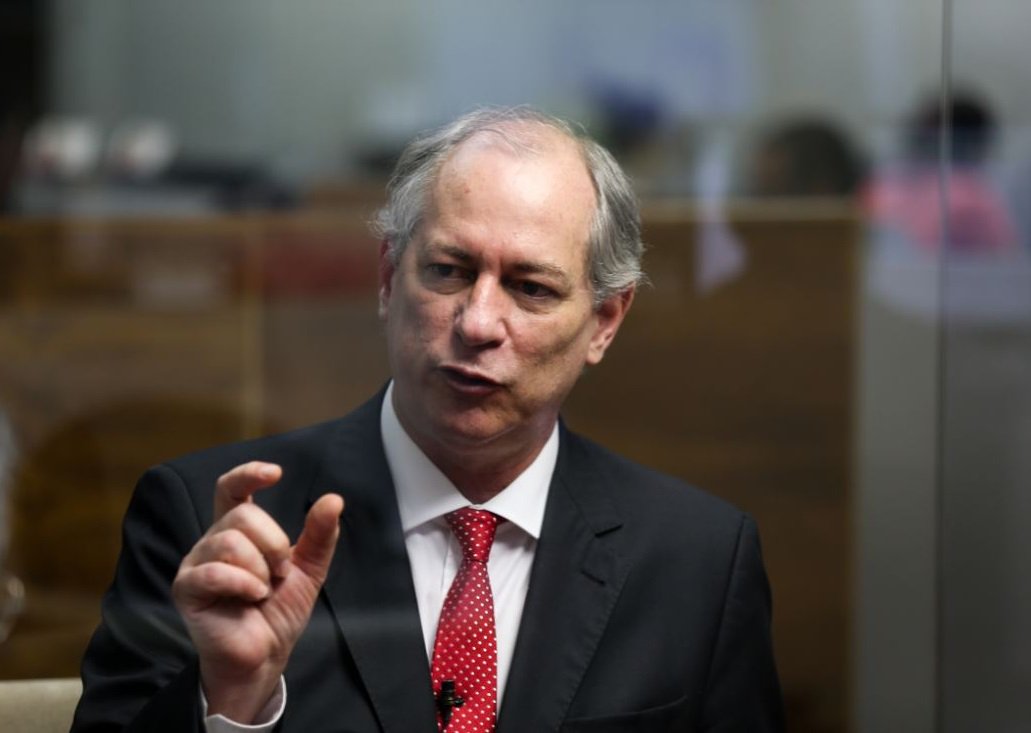 Apoio do PSB a Ciro diminui e partido pode fugir da aliança nacional
