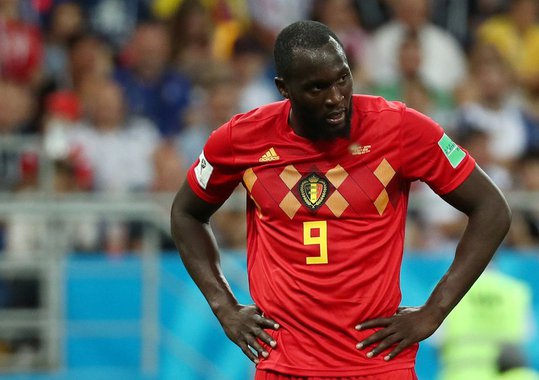 Aos 6 anos, dieta de Lukaku era pão e leite aguado