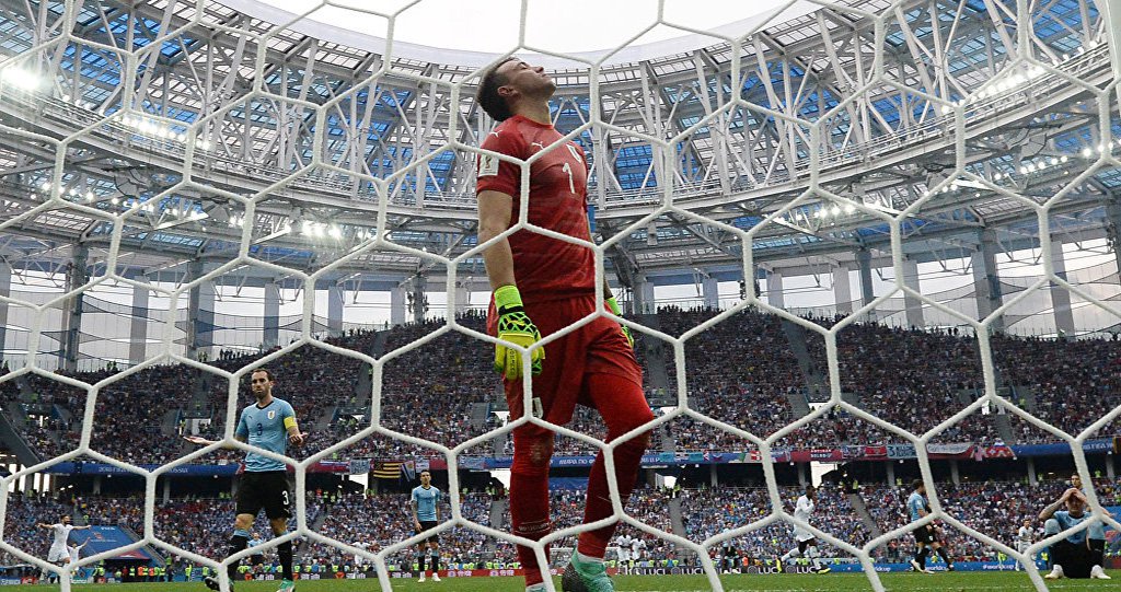 França supera Uruguai por 2 a 0 e espera vencedor de Brasil e Bélgica