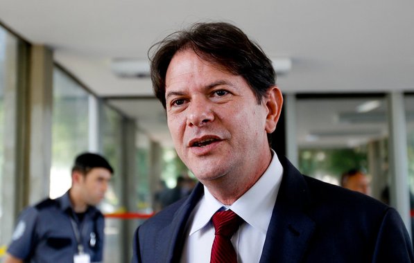 ‘Empresário escravocrata pode ficar com Bolsonaro’, diz Cid Gomes