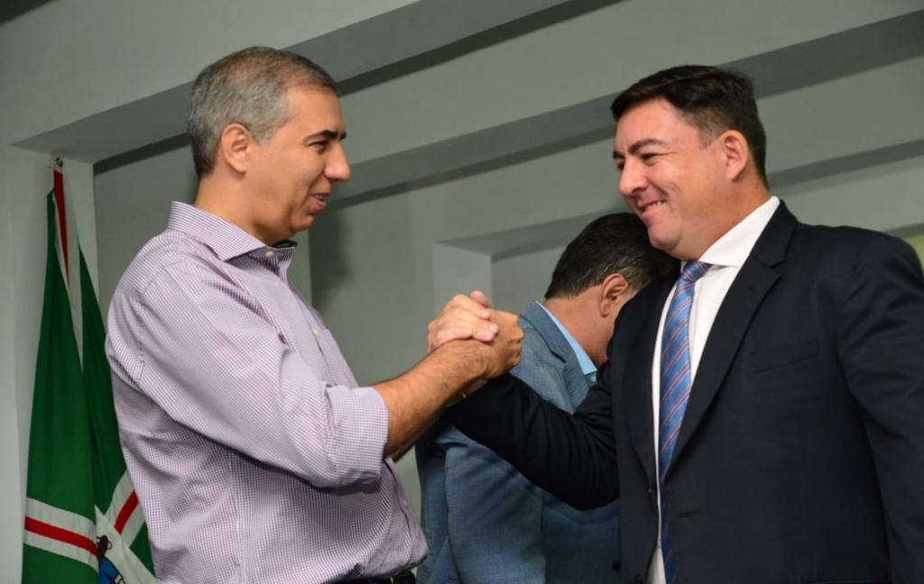 Em evento com Vitti, governador liberar emendas parlamentares
