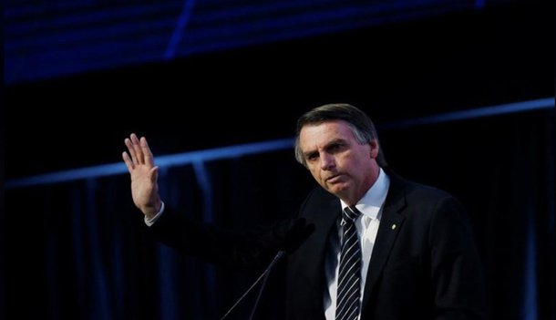 Bolsonaro é a intervenção militar