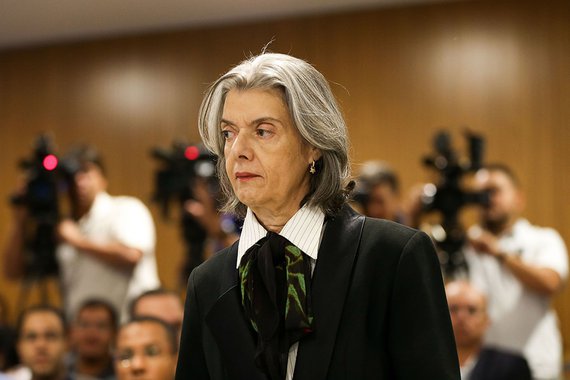 Cármen proíbe prefeitura baiana de criar empresa de água
