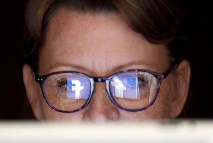 Facebook diz estar removendo conteúdo sobre impressão 3D de armas