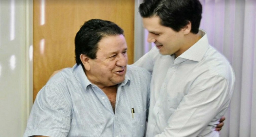 MDB vira a página de Caiado e reúne prefeitos para fortalecer Daniel