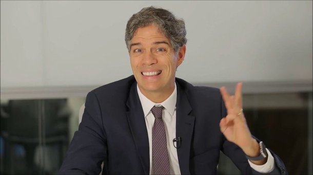 'Só 3 coisas funcionam em Cuba: segurança, educação e saúde', diz apresentador do Manhatan Conecction