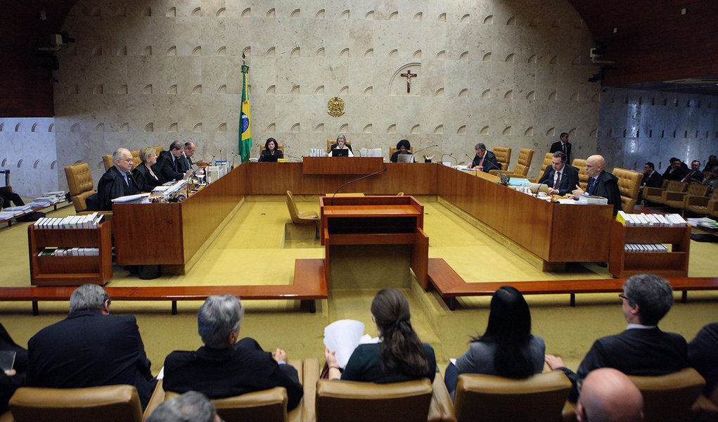 Supremo mantém fim do imposto sindical obrigatório