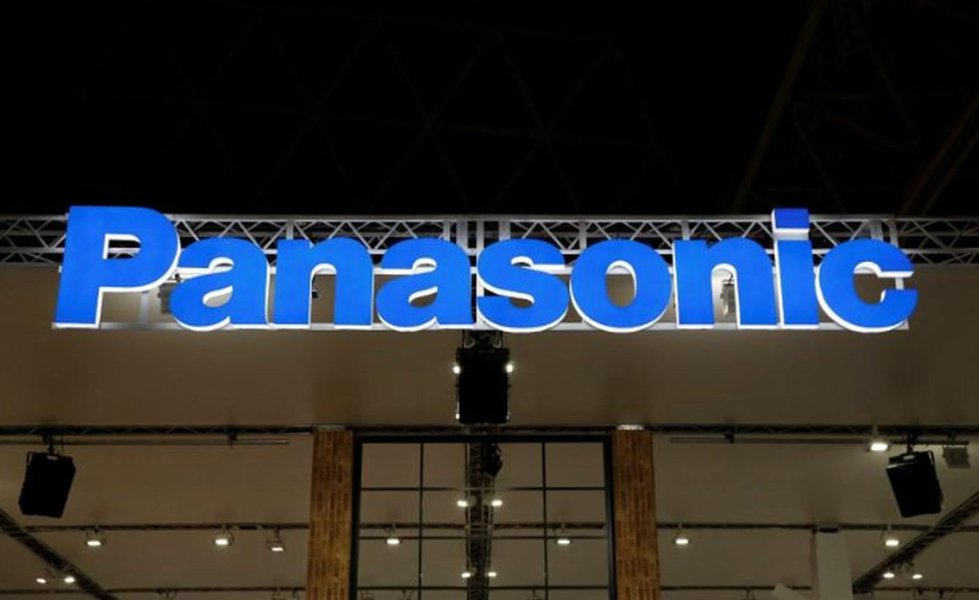 Panasonic alerta para escassez de baterias na produção do Tesla Model 3