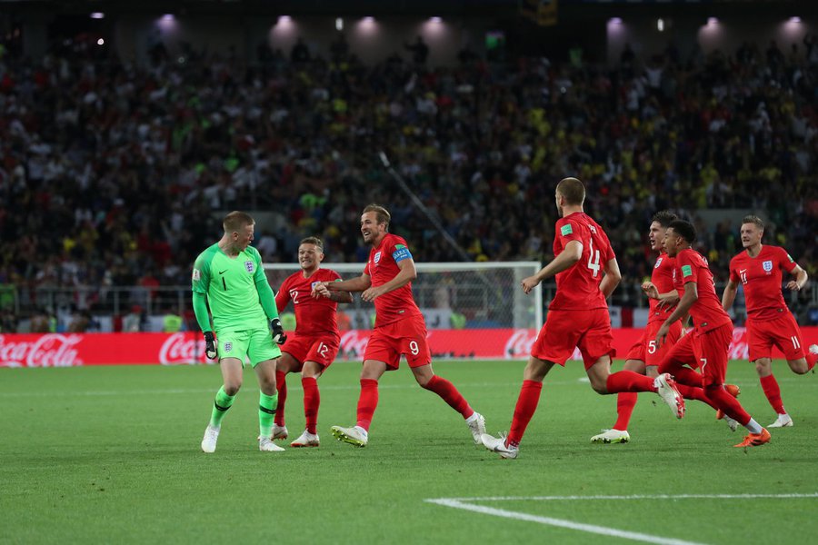 A montanha russa de Inglaterra e Colômbia; que venham as quartas!
