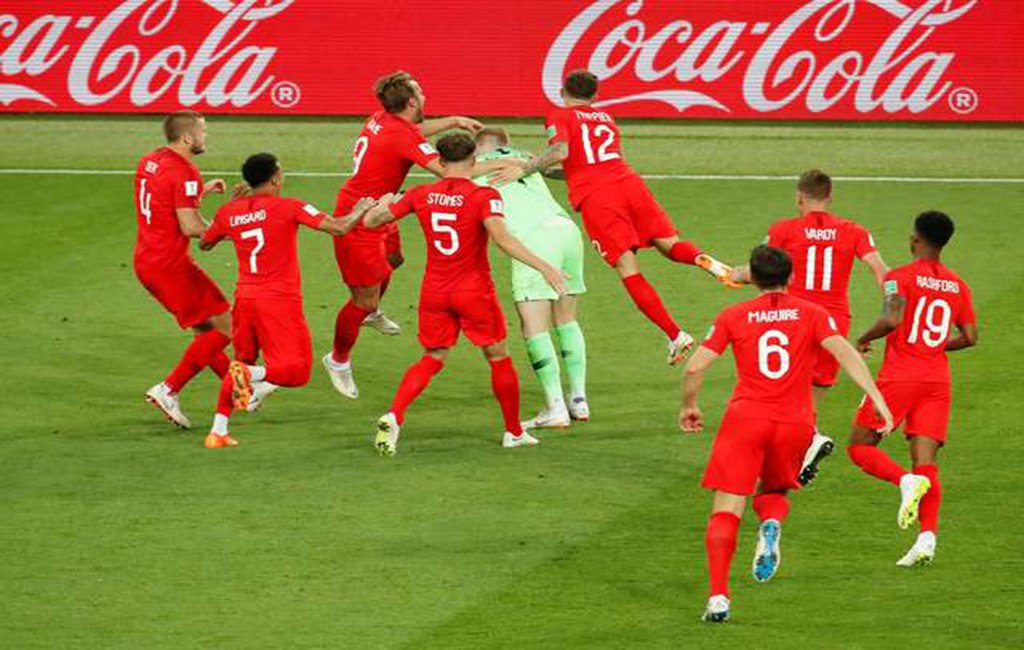 Inglaterra bate a Colômbia nos pênaltis e pega a Suécia nas quartas