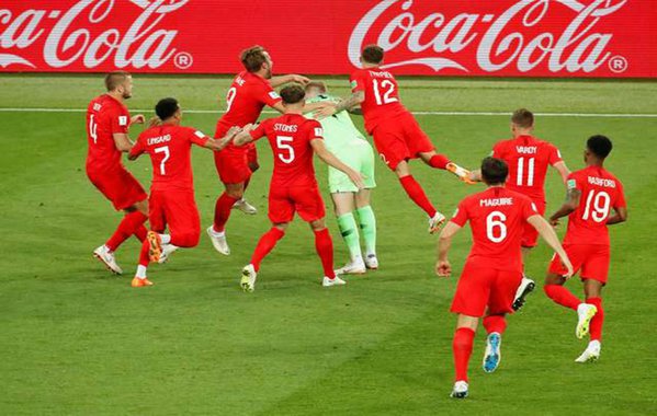 Inglaterra bate a Colômbia nos pênaltis e pega a Suécia nas quartas