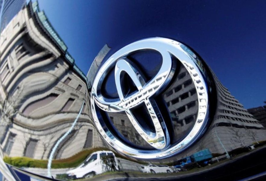 Toyota aproveita investimento de US$1 bi na Grab para coletar dados de mobilidade