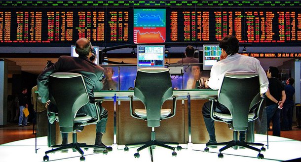 Gestor prevê cenário apocalíptico: dólar a R$ 5,30 e juros altos no Brasil