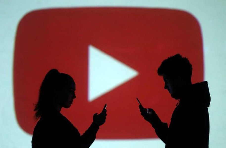YouTube, e não o Facebook, é a rede mais acessada por jovens nos EUA