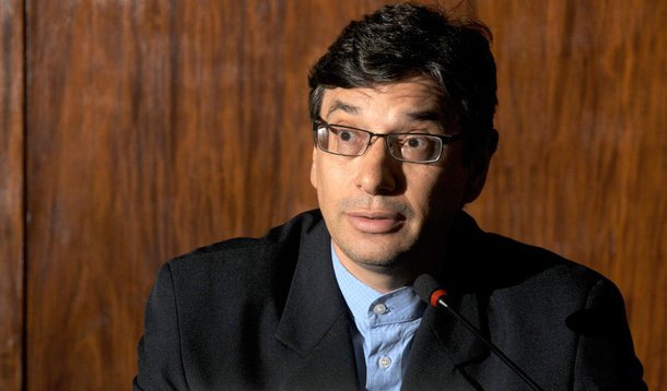 Pochmann: caos é fruto do abandono da soberania nacional